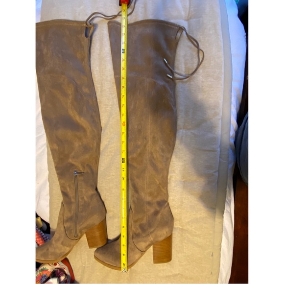 Marc Fisher Over the Knee Boots Sz. 8 - Picture 4 of 9